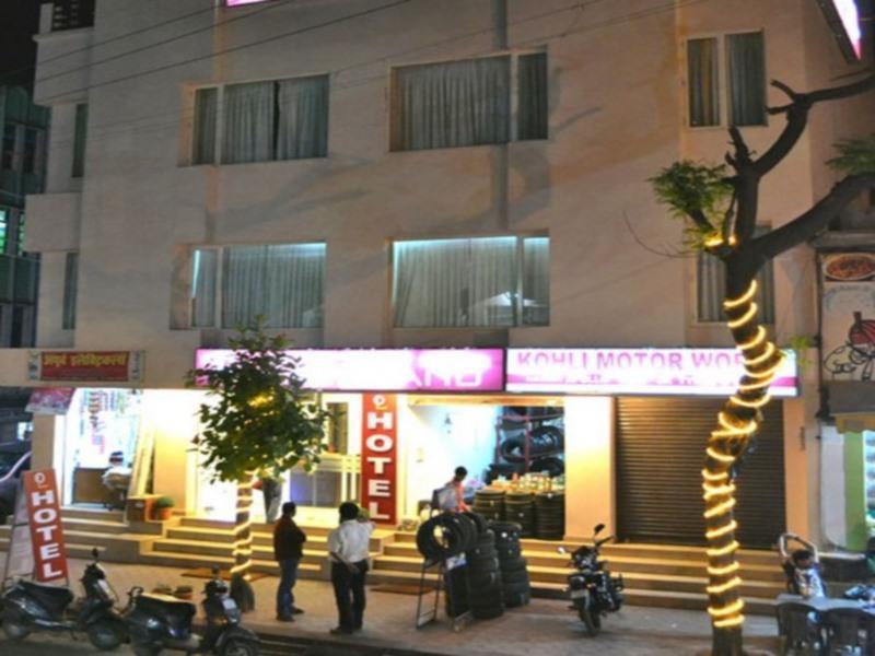 Hôtel Park Land à Haldwāni Extérieur photo